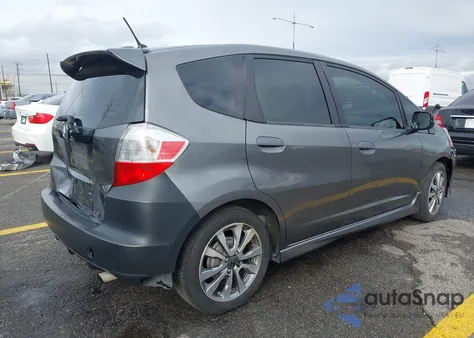 2013 Honda Fit Sport z USA, uszkodzony, nr VIN JHMGE8H53DC052675
